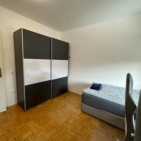 Granny's Vintage Chic * Maribor