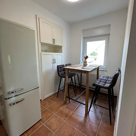 Granny's Vintage Chic *