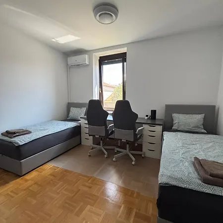 Granny's Vintage Chic Apartman *