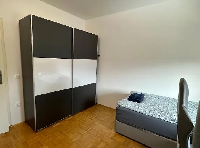 Granny's Vintage Chic * Maribor