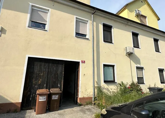 Granny's Vintage Chic